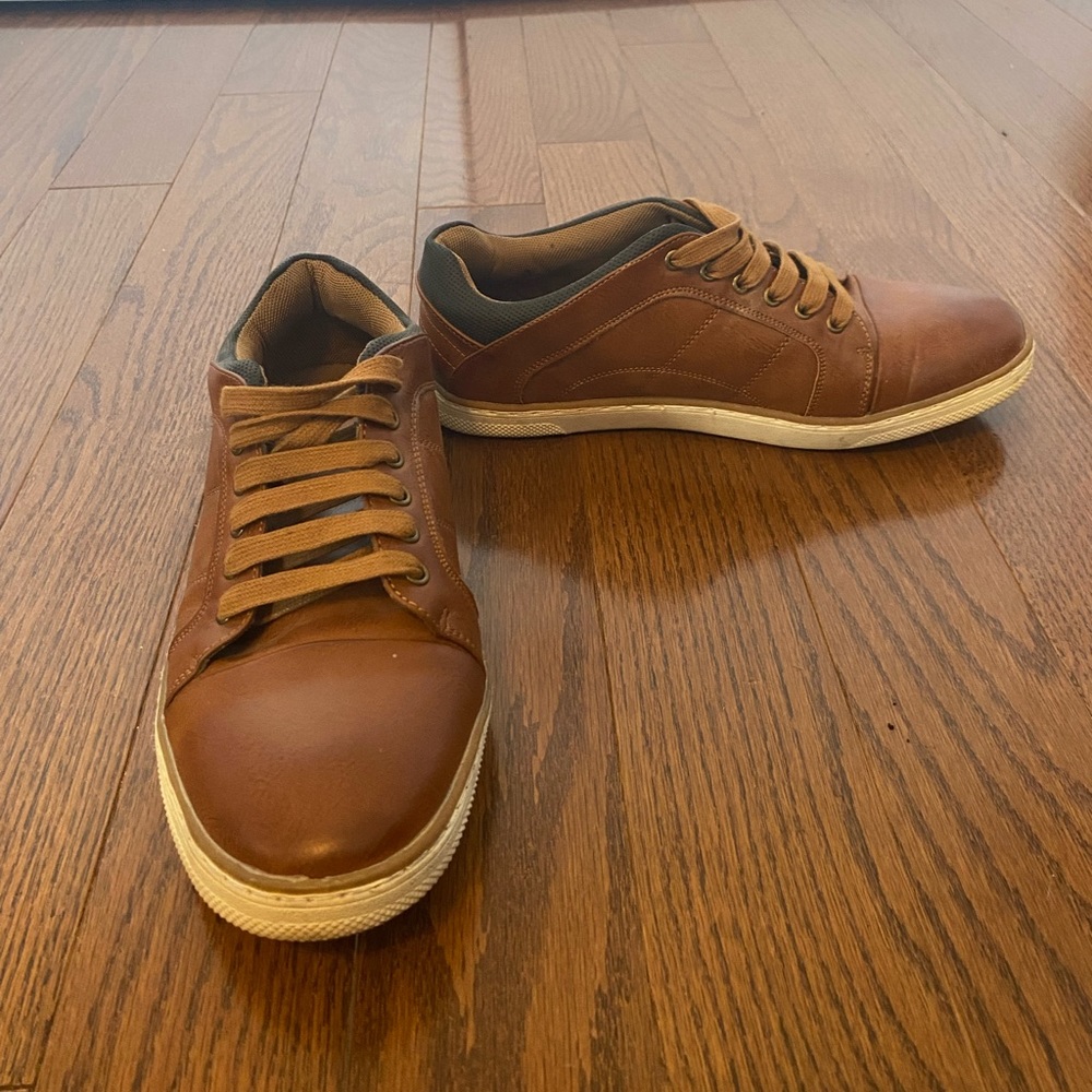 Faux leather sneaker